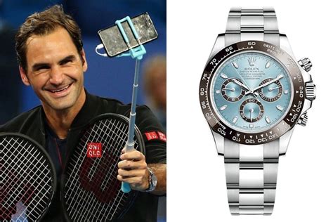 Roger Federer watches